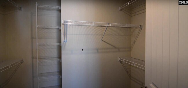 Foto del edificio - 910 Dawsons Park Wy