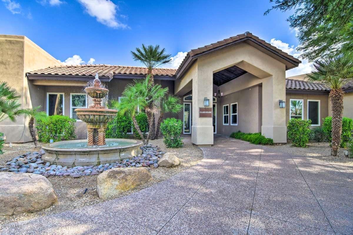 Foto principal - 9450 E Becker Ln