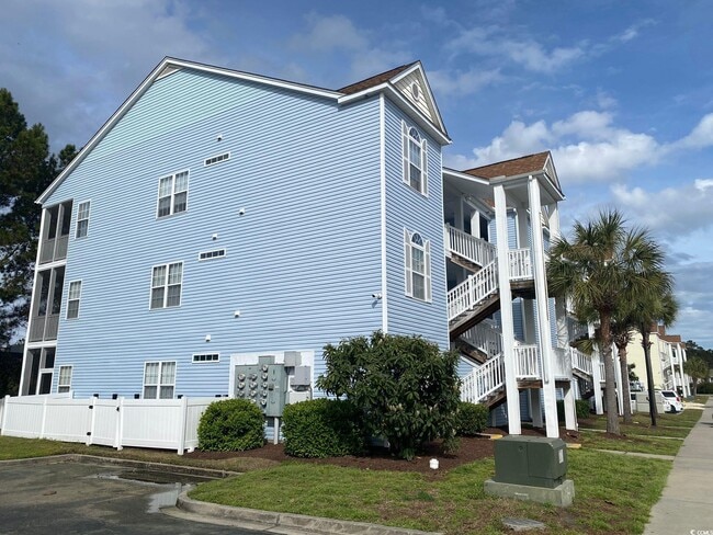 Building Photo - 111 Fountain Pointe Ln