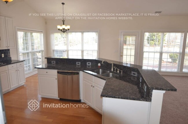Foto del edificio - 8030 Fairmeadows Dr