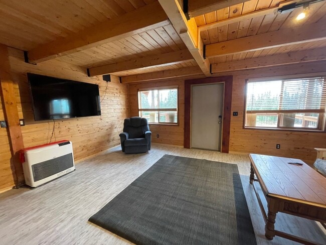 Building Photo - SOLDOTNA CABIN!