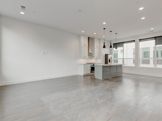 Building Photo - 5708 Lindell Ave