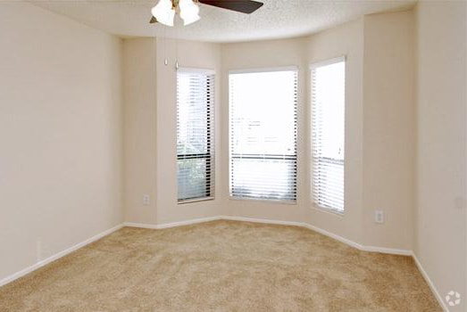 Interior Photo - Valley Creek Apartments