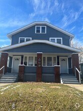 Building Photo - 287-289-289 N Burgess Ave