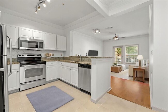 Building Photo - 1111 Westchester Ln NE