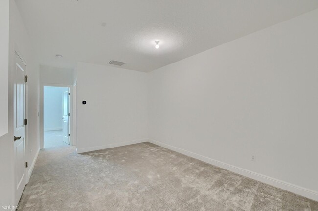 Building Photo - 3 br, 2.5 bath House - 542 Sanderling Cir