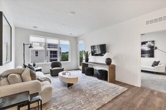 Building Photo - Leawood Village Apartments