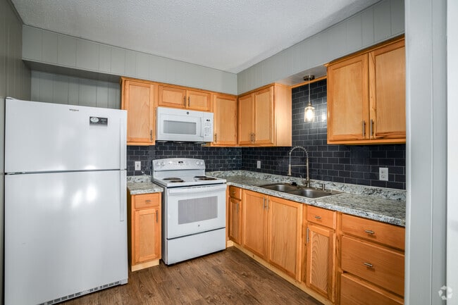 Interior Photo - Lakeside Apartments