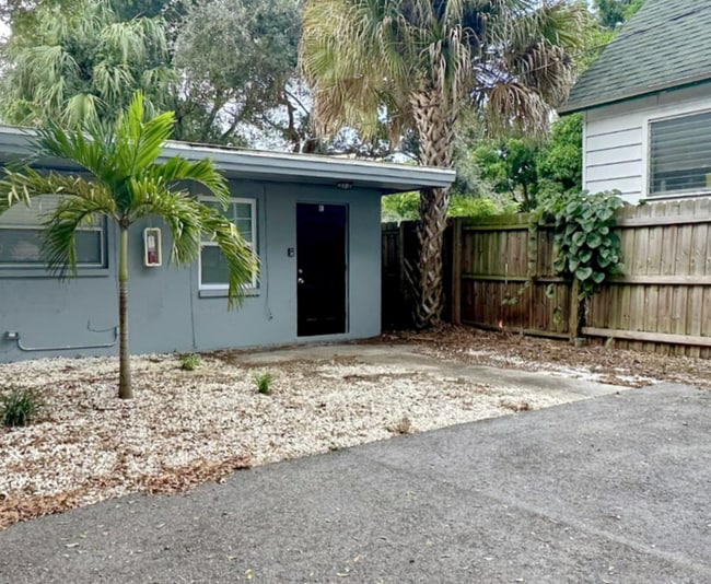 Building Photo - 115 Cleveland Ave SW