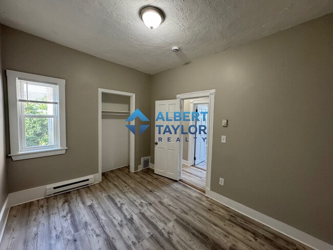 Building Photo - 89 Intervale St