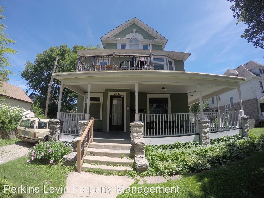 Primary Photo - 2613 Bryant Ave S