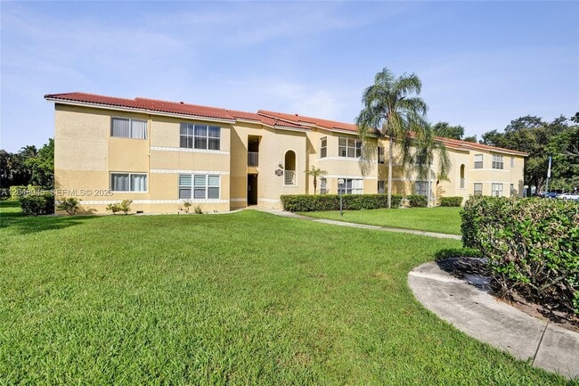 Building Photo - 12760 Vista Isles Dr