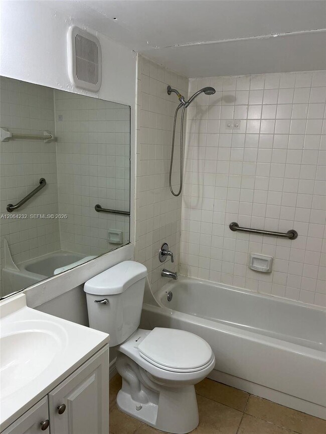 Foto del edificio - 6740 NW 175th Ln