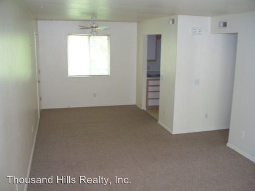 Primary Photo - 185 Walker Rd