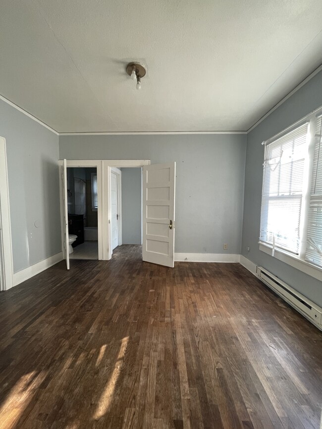 Foto del edificio - 1617 N C St