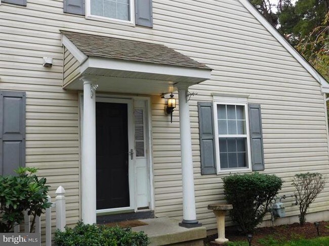 Foto del edificio - 157 Hidden Dr