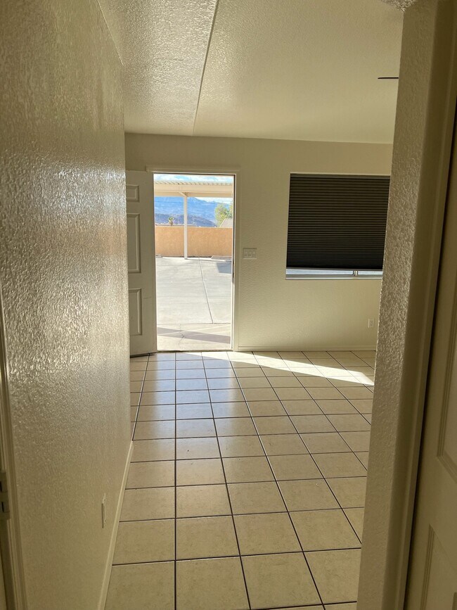 Building Photo - 3417 Oro Grande Blvd