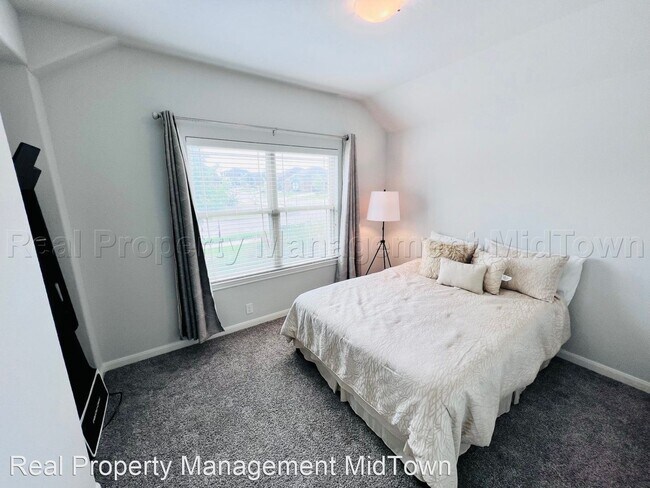 Building Photo - 3 br, 2 bath House - 11912 Briaredge Street