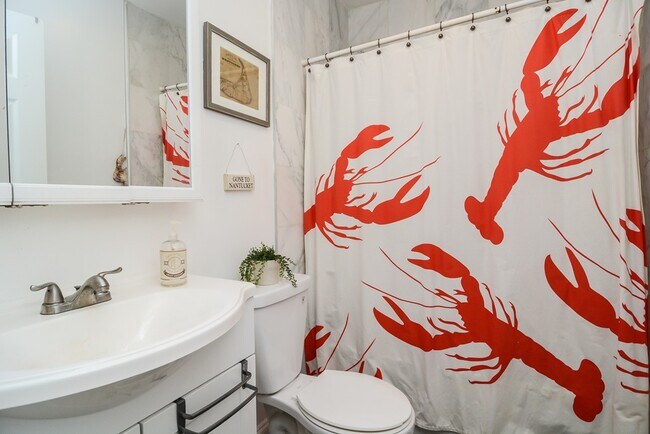 Foto del edificio - 548 E 8th St