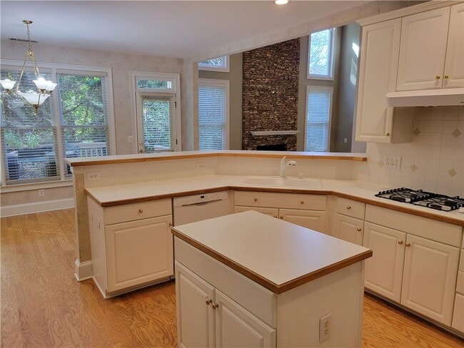Building Photo - 4800 Natchez Trace Ct