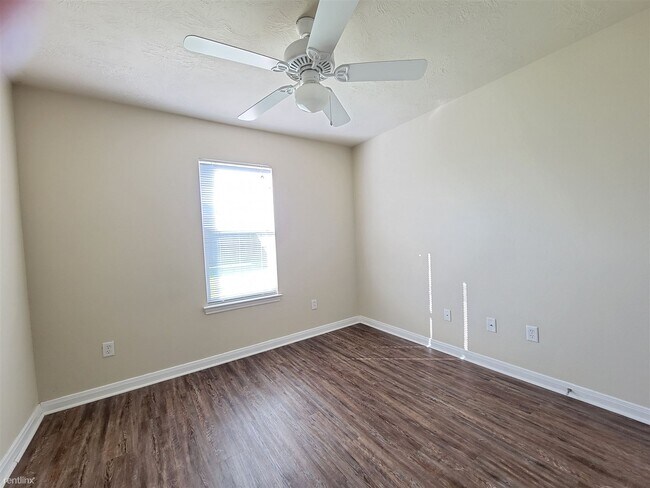 Building Photo - 4 br, 4 bath House - 4106 McLister Dr