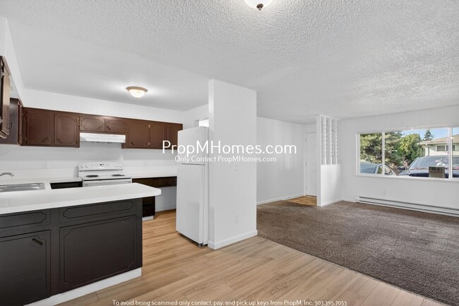 Foto del edificio - Three Bedroom Home in NE!