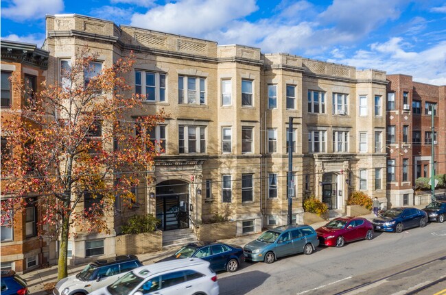 Foto del edificio - 883 Huntington Ave