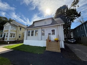 Building Photo - 111 Marlborough St