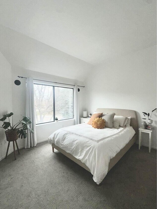 primary bedroom - 3260 47th St