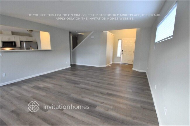 Foto del edificio - 216 Michell Ln NE