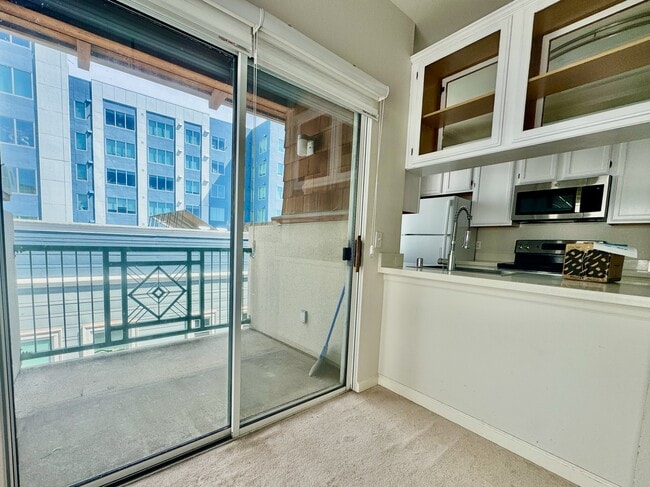 Foto del edificio - 2029 Channing Way