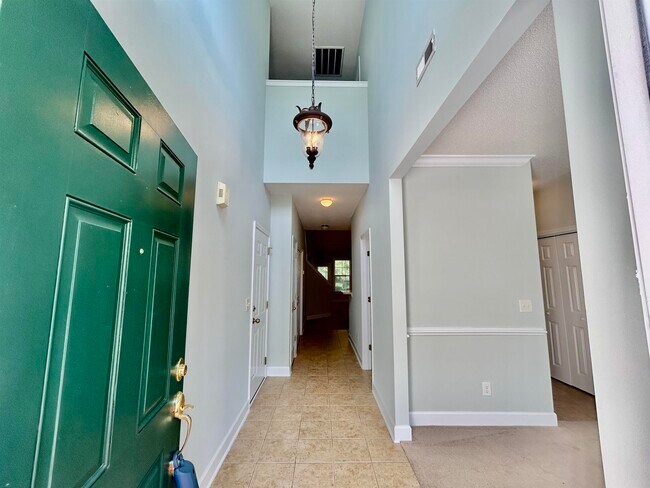 Building Photo - 200 Mossy Stone Ct
