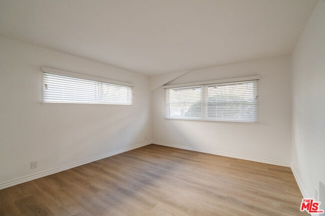 Foto del edificio - 1147 Horn Ave