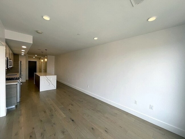 Foto del edificio - 30 Penniman Rd