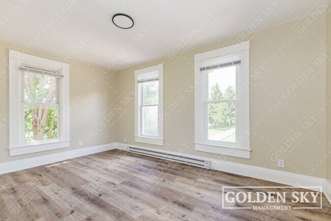 Foto del edificio - 1117 E Washington St