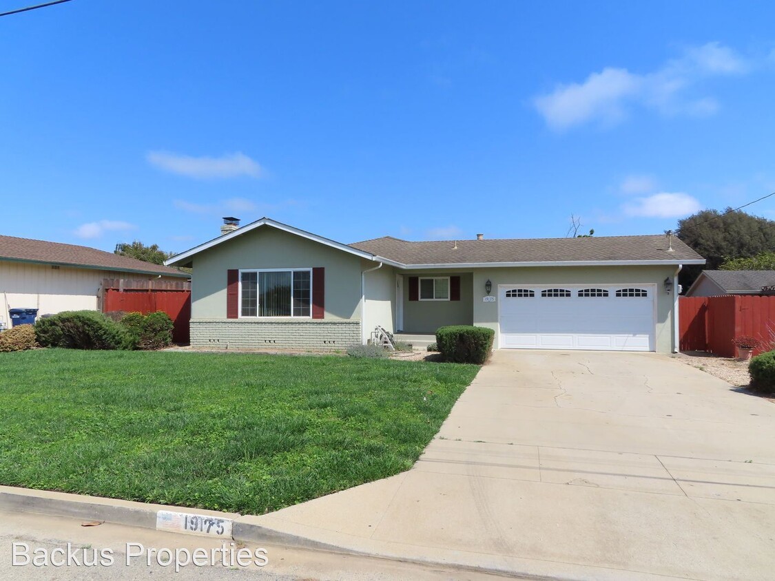 3 br, 2 bath House - 19175 Bellinzona Ave. - House for Rent in Salinas, CA  