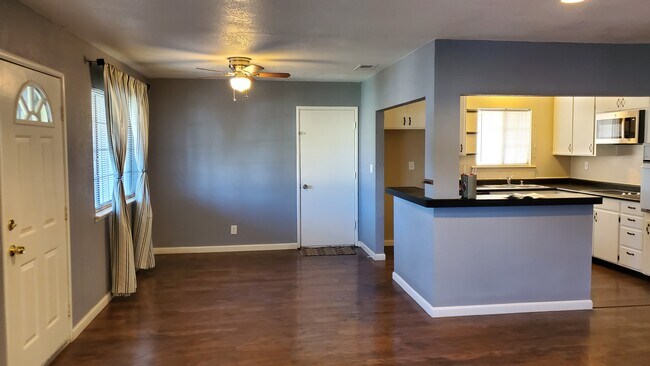 Foto del edificio - 1992 14th St