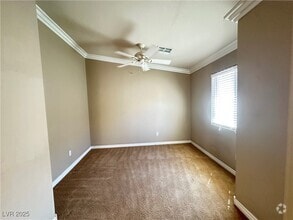 Building Photo - 1033 Puerta Del Sol Dr