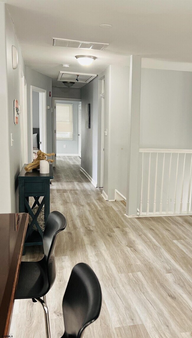 Foto del edificio - 9 N Weymouth Ave