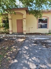 Building Photo - 28412 SW 141st Pl