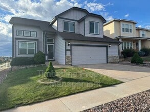 Building Photo - 4210 Golf Club Dr