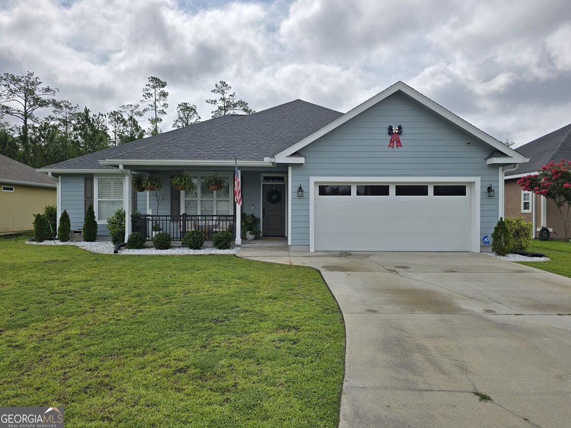 Primary Photo - 320 Daniel Trent Way