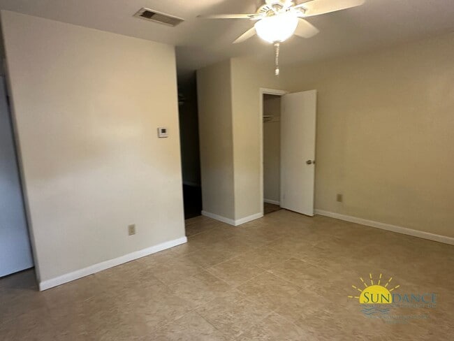 Building Photo - Charming 2-Bedroom Home in the Heart of Pe...