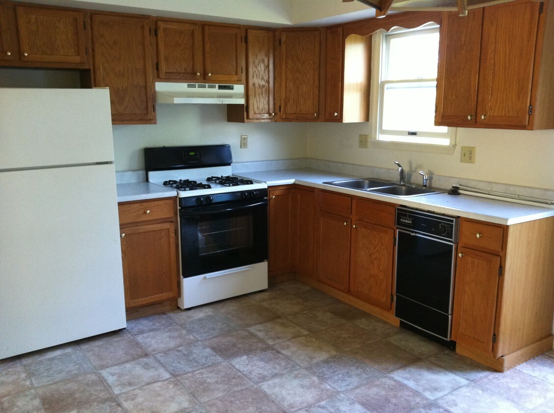1655 Juniata Rd, Altoona, PA 16602 Townhome Rentals in Altoona PA