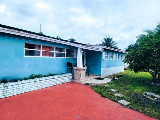 Foto del edificio - 5137 45th St