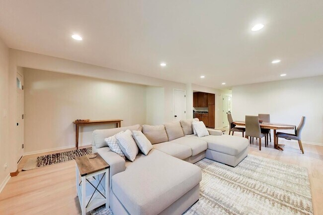 Foto del edificio - 539 S Evergreen Ave