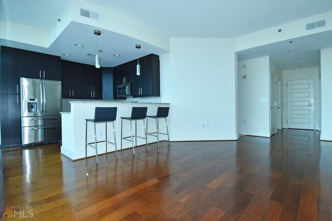 Foto del edificio - 1080 Peachtree St NE