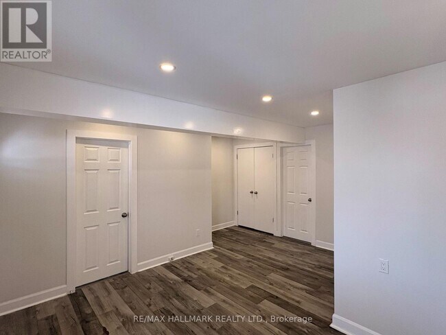 Photo du bâtiment - 72 Churchill St