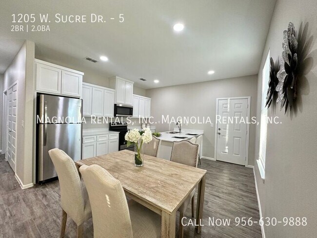 Building Photo - 1205 W Sucre Dr