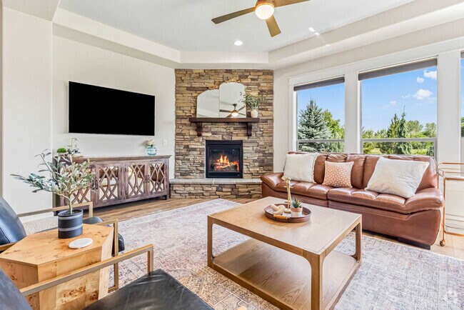 Building Photo - 2933 W Tubac Dr